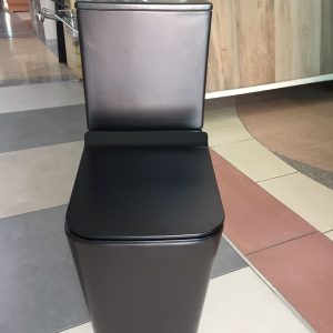 ROFEN WC (BLACK -S)