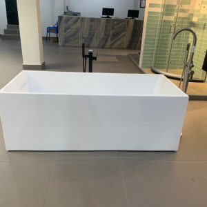 Bath Tub (White)