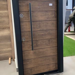 SECURITY DOOR COMPLETE (SINGLE) BROWN